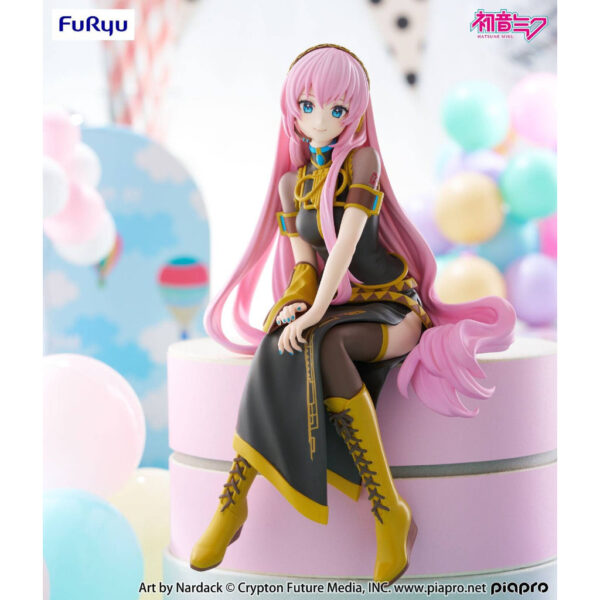 FuRyu Megurine Luka Hatsune Miku Series Noodle Stopper Figure