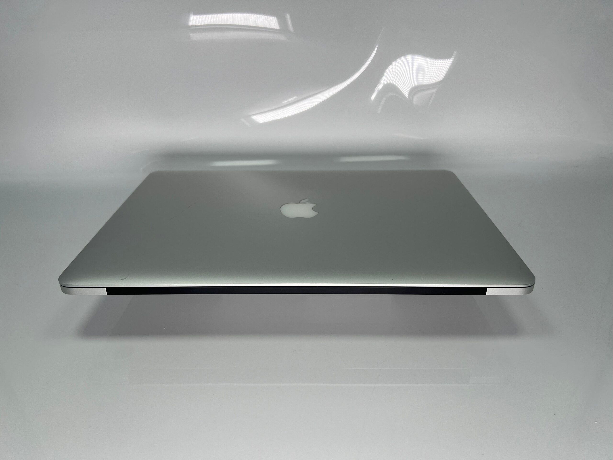 2014 MacBook Pro 15-inch i7 2.5GHz 16GB RAM 512GB SSD Silver - Image 7