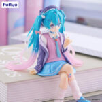 FuRyu Hatsune Miku Love Blazer Navy Ver Noodle Stopper Figure - Image 5